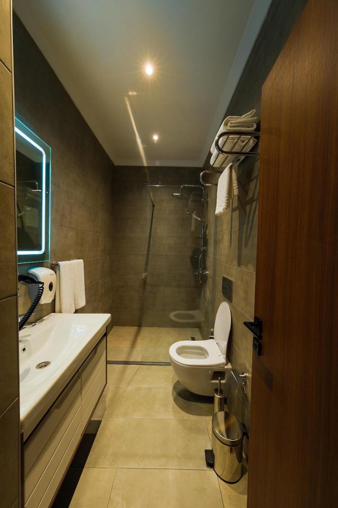The Kailyn Hotels&Suites Atasehir Istanbul Exterior photo